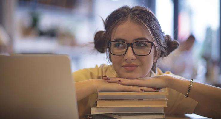 What Distinguishes Reflective Analysis from Simple Reflection